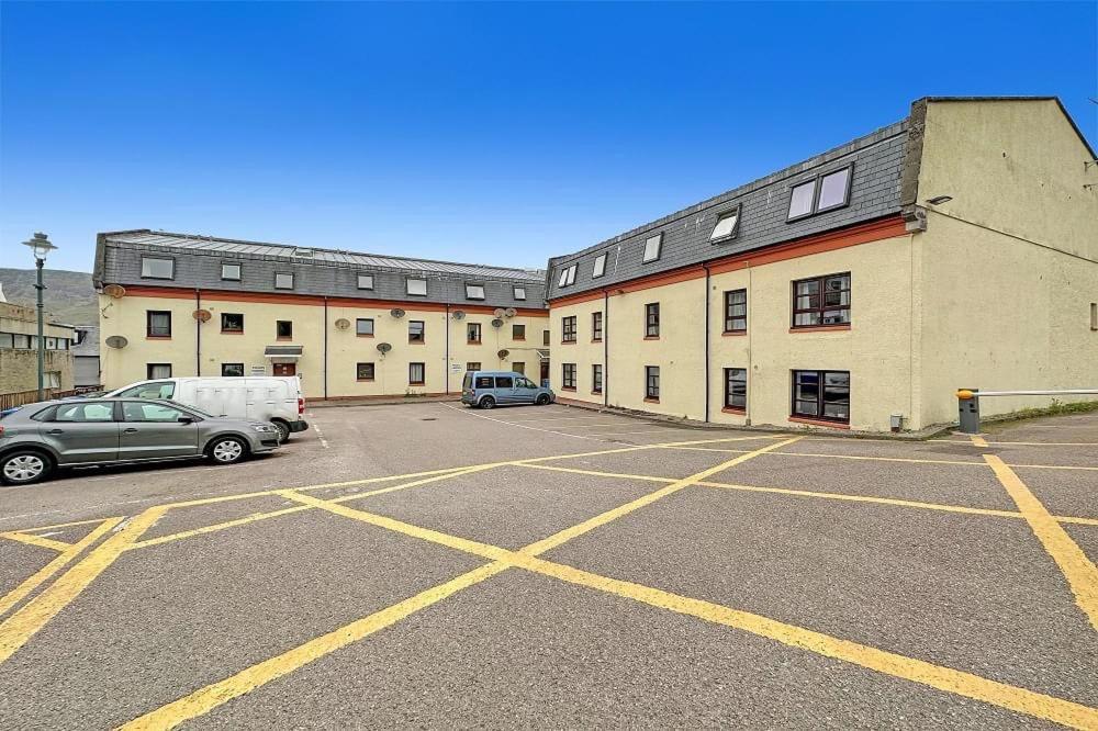 Waverley Court Форт-Уильям Экстерьер фото